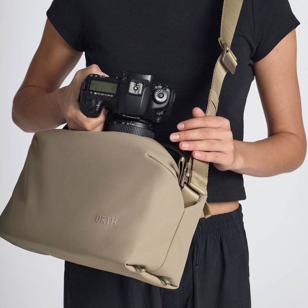 Urth Dolomite Sling Bag 8L