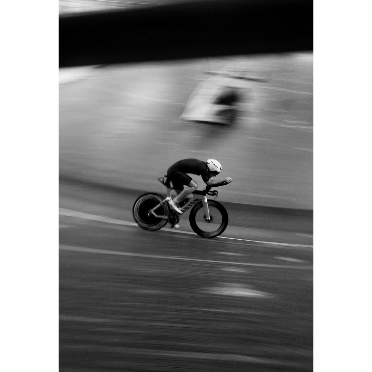 Momentum - Lukas Piel