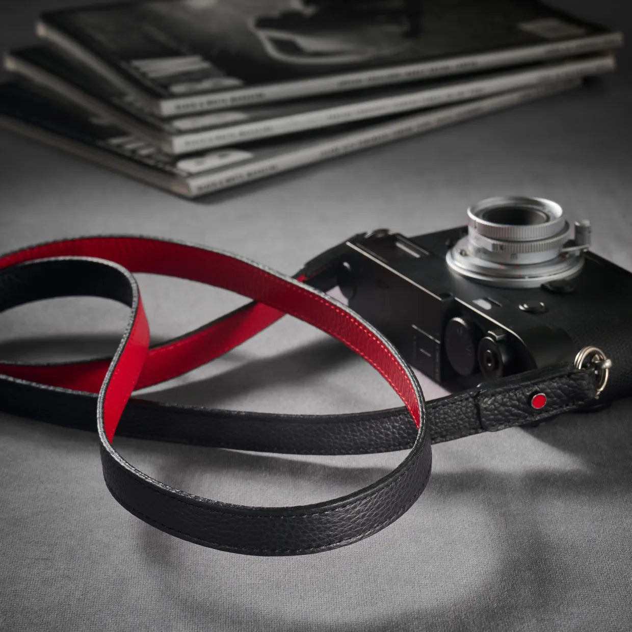 ROCK N ROLL STRAPS - CENTURY M – BLACK AND RED STRAP