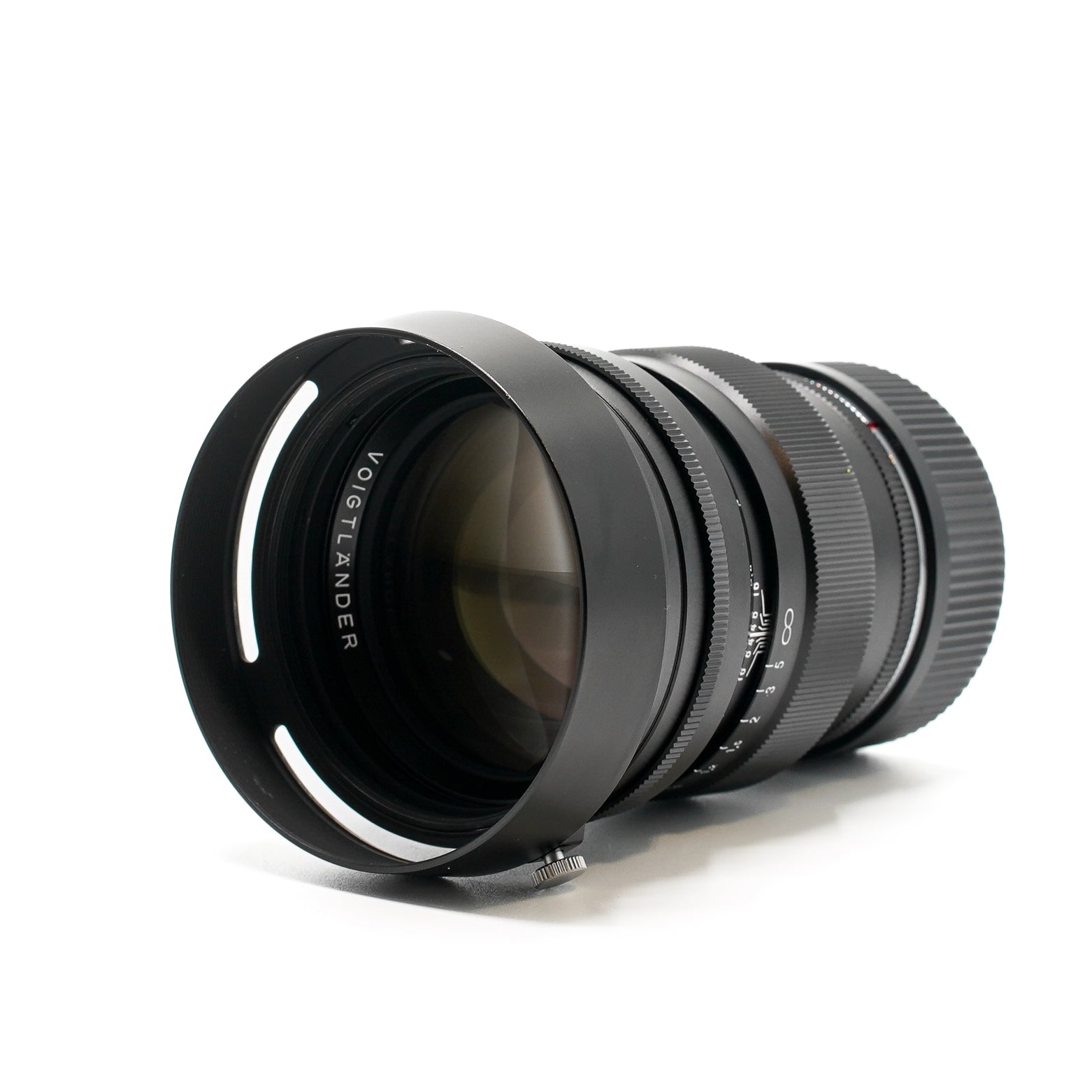 Voigtländer Nokton f/1.5 75mm