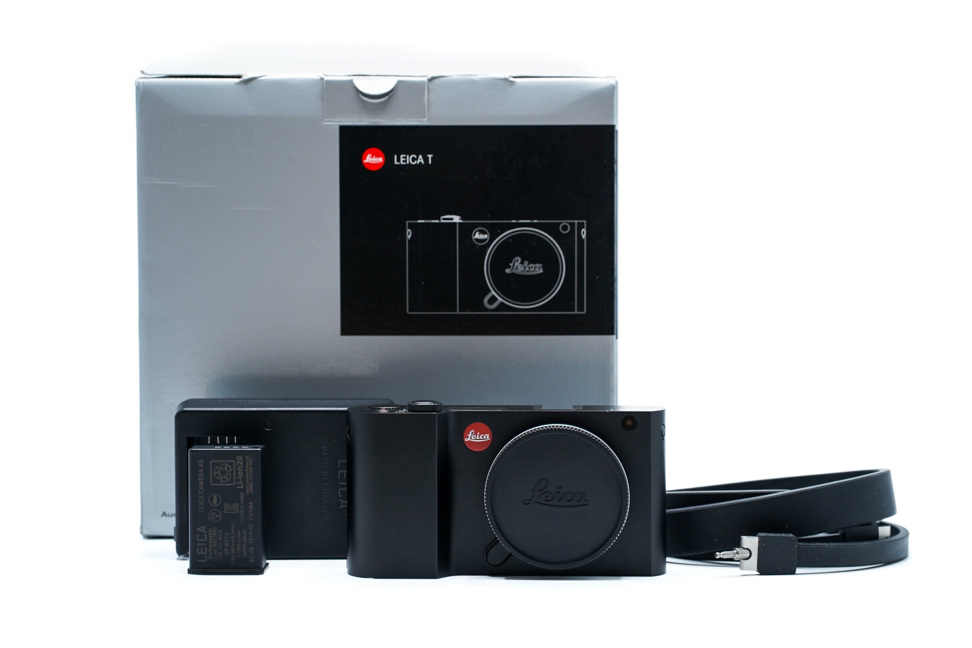 Leica T