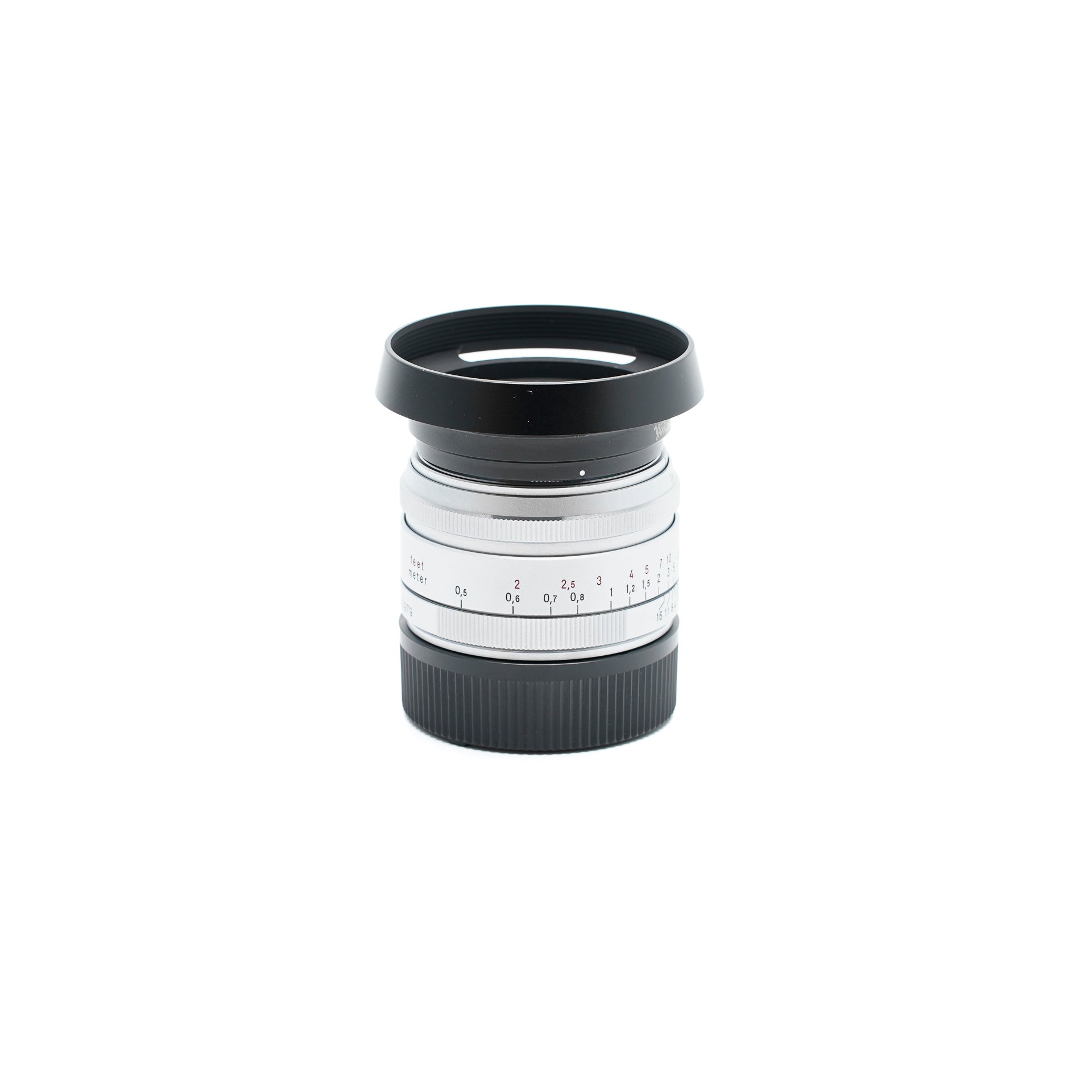 Voigtländer Nokton 35mm F1.5 Silber mit Gegenlichtblende LH-4N