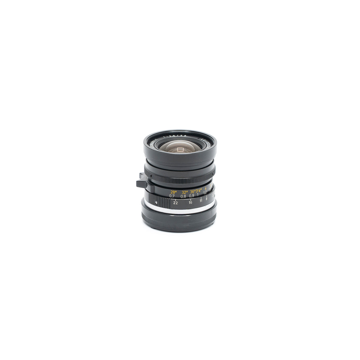 Leica Canada Elmarit 28mm F2.8 v2 11801