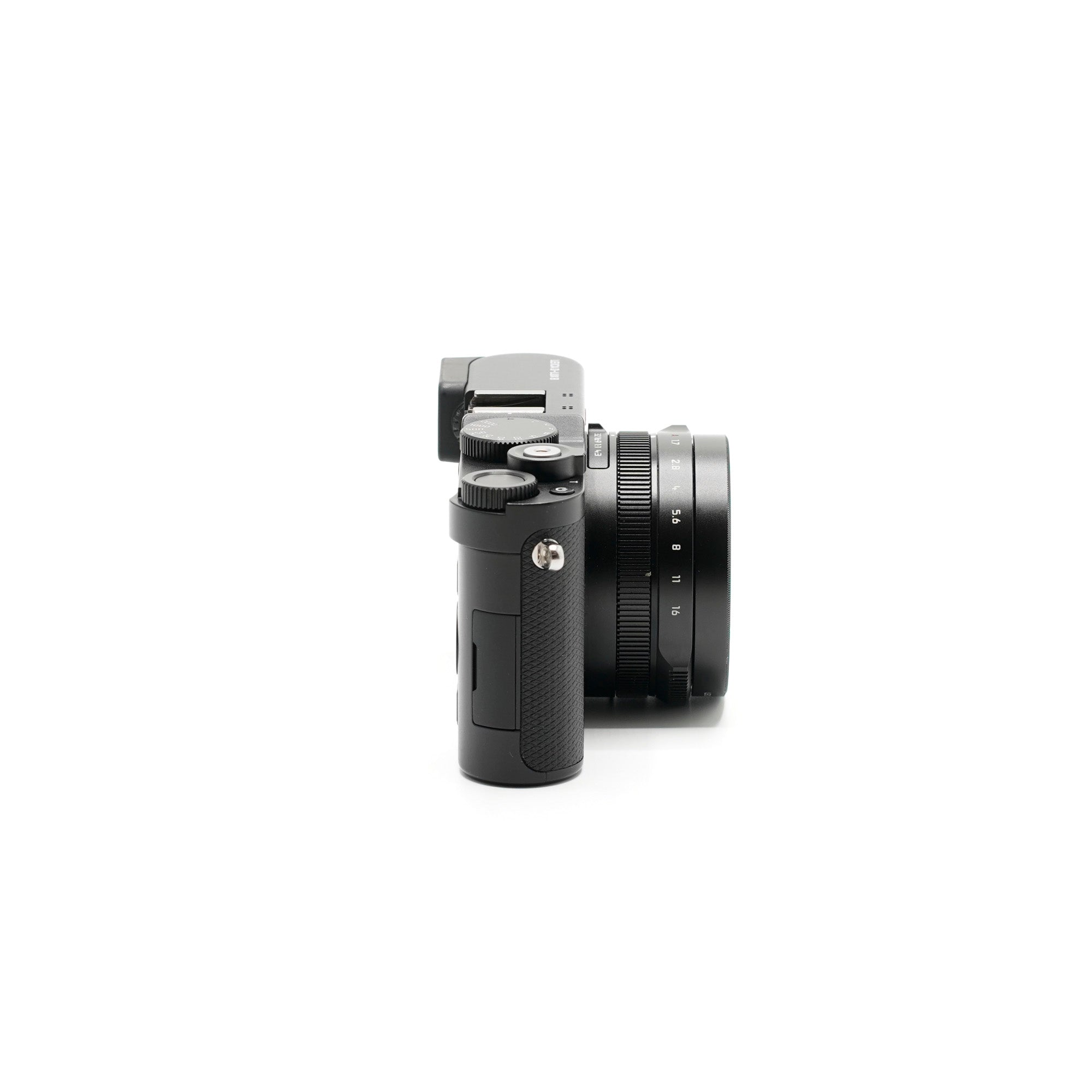 Leica D-Lux 8 mit Zubehör