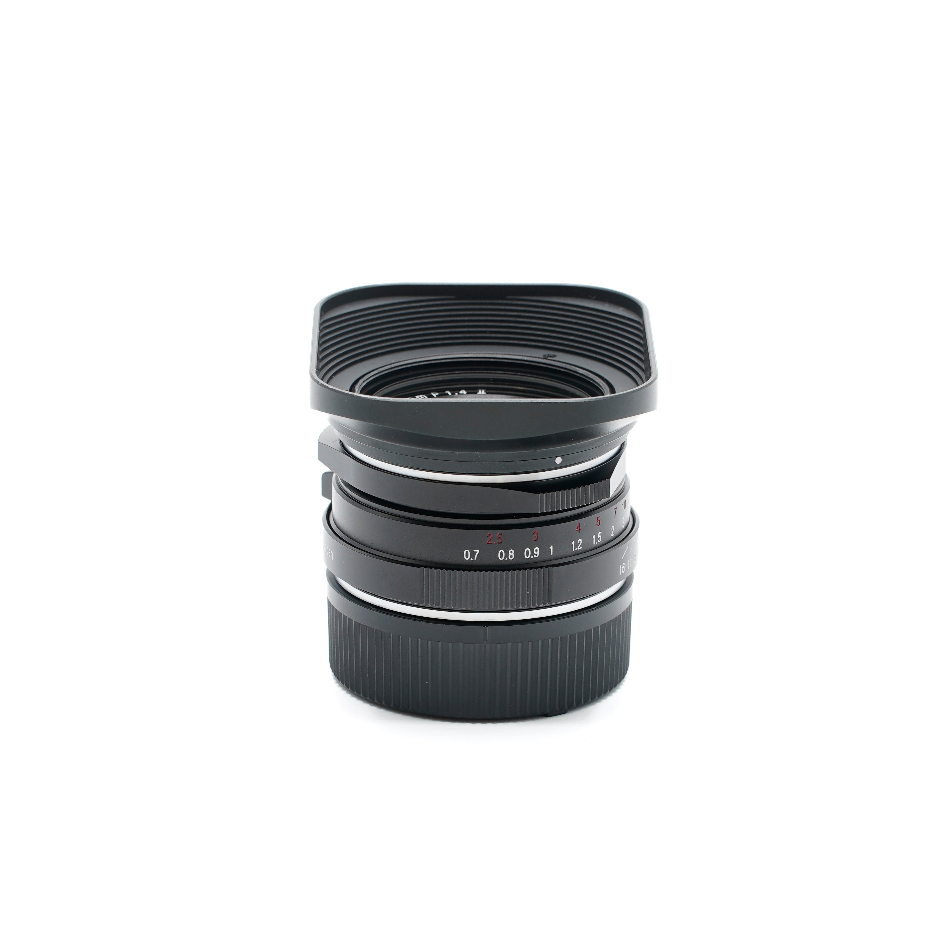 Voigtländer Nokton 35mm F1.4 M.C.